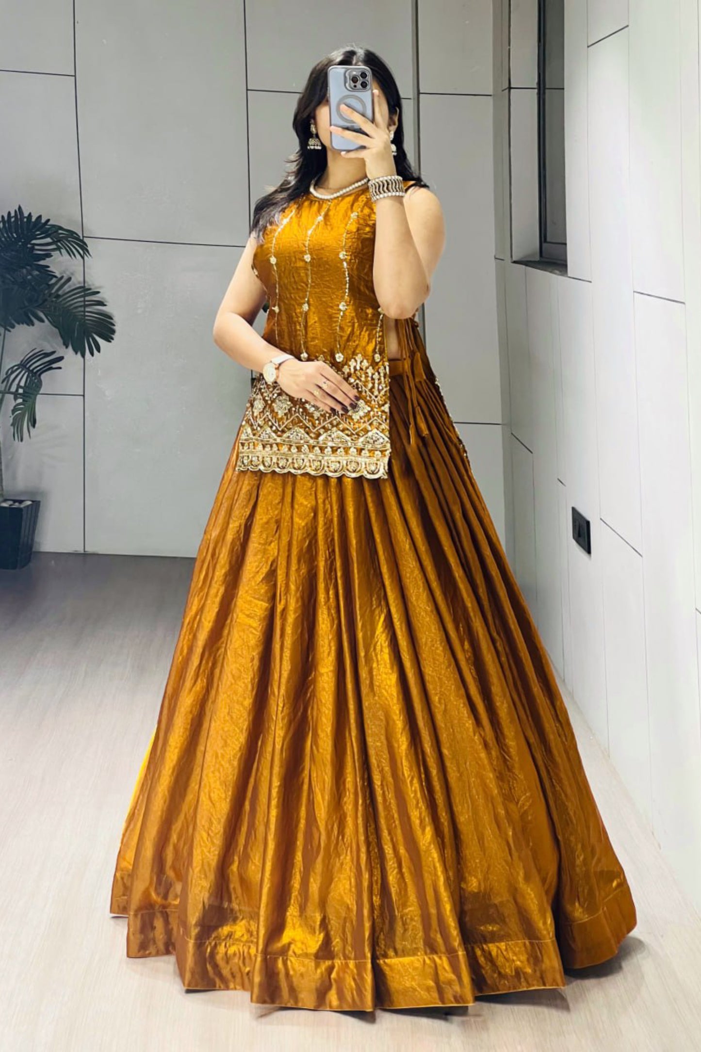 Fandy Silk Three Piece Set