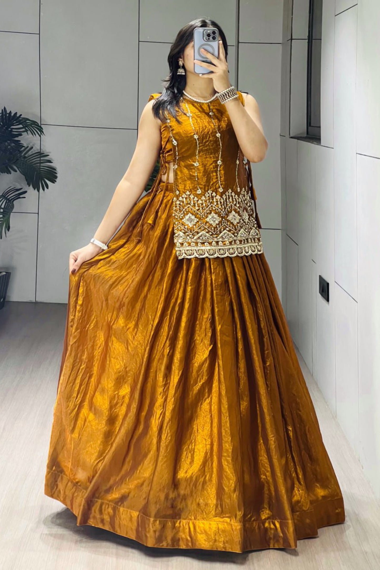 Fandy Silk Three Piece Set