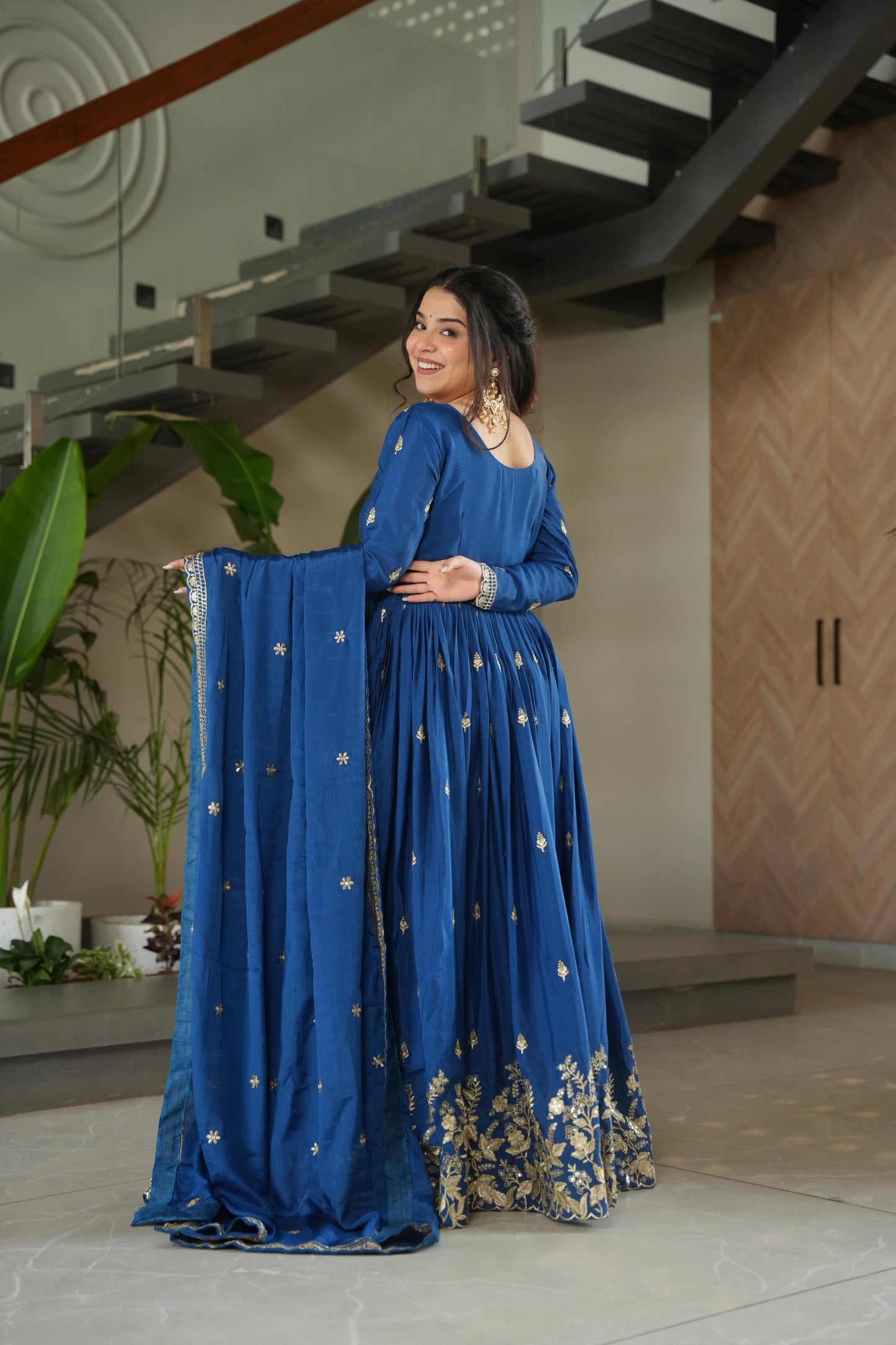 Chinnon Embroiderd Gown Set