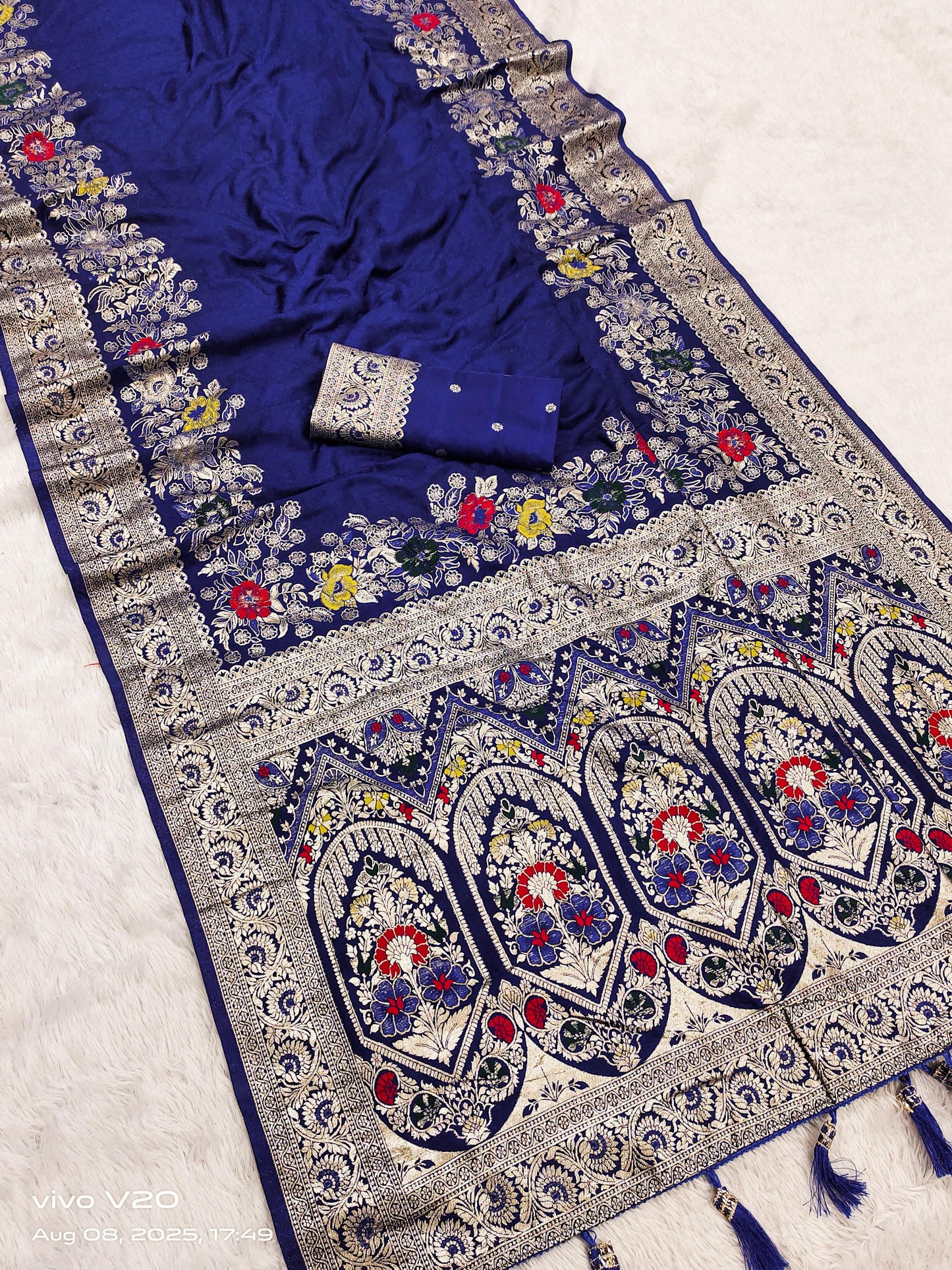 Soft Dolla silk Gala Saree