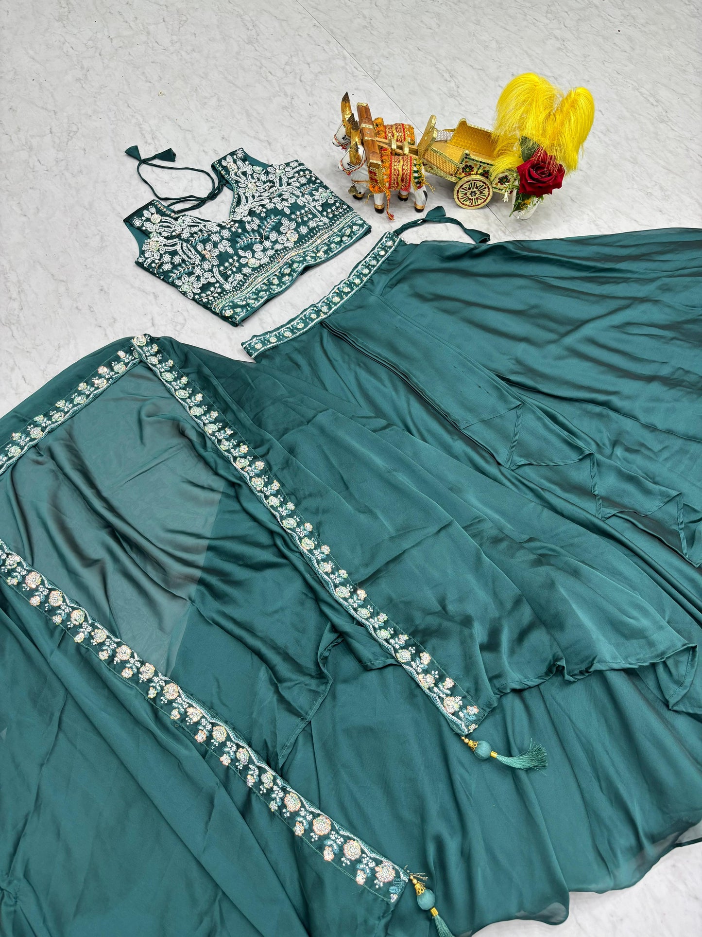 Indo Western Style Three Piece Choli