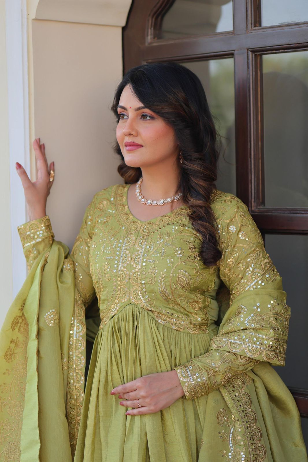 Gold-Crush Gown Dupatta