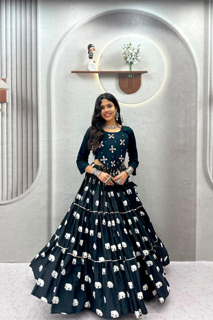 Navratri Special Hand Work Lehenga choli
