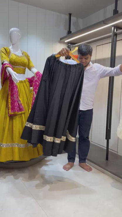 Navratri Special Mirror Work Chaniya Choli