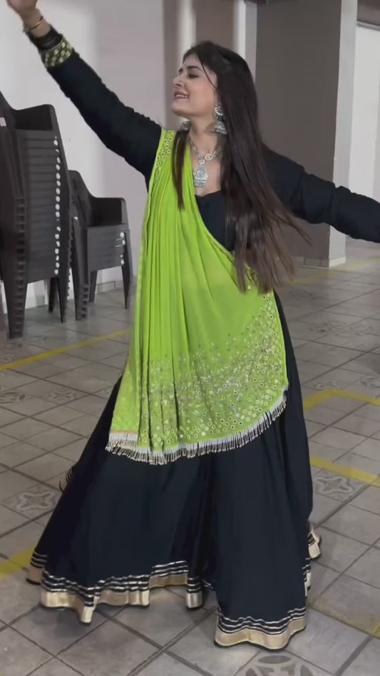 Trendy Navratri Twirl Wear