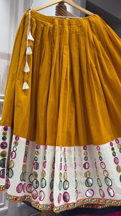 NAVRATRI 2K26 | Sunehri Rang Raas Collection
